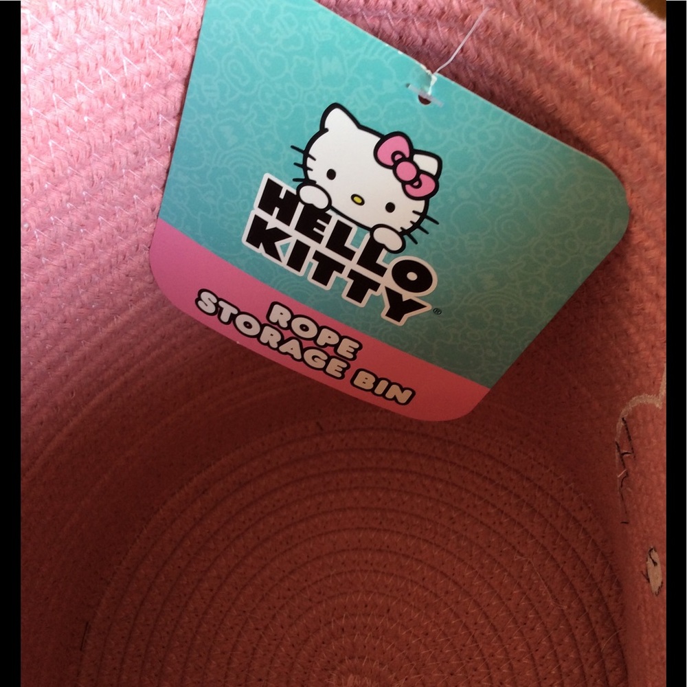 Hello kitty storage bin - Picture 5 of 7